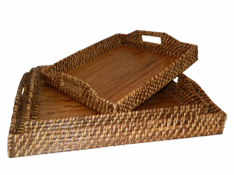 Square rattan tray with bamboo bottom 